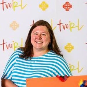 Meet your Posher, Elayna